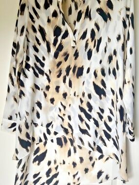 Chico's Blouse Top Size 0/Size Small Pull Over Animal Print Long Sleeve